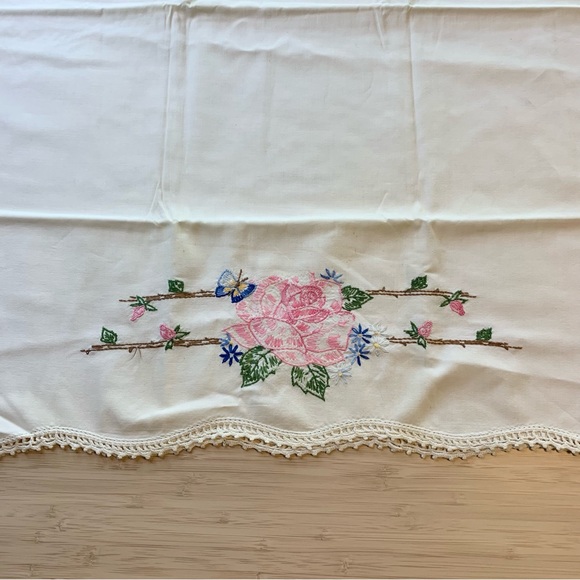Embroidered Floral Pillowcases - Picture 6 of 8